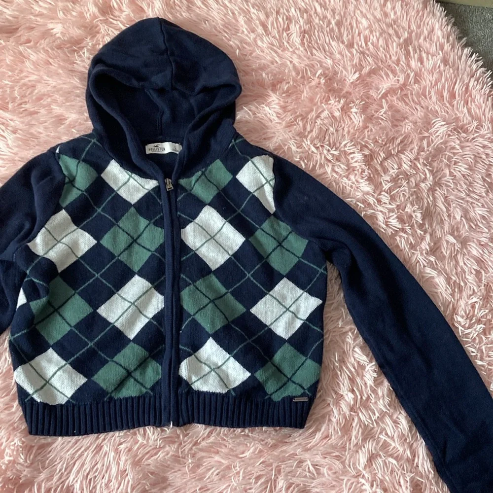 Hollister argyle hooded sweater